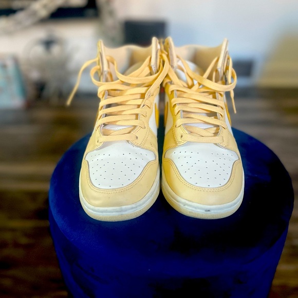 Dunks - Picture 4 of 4